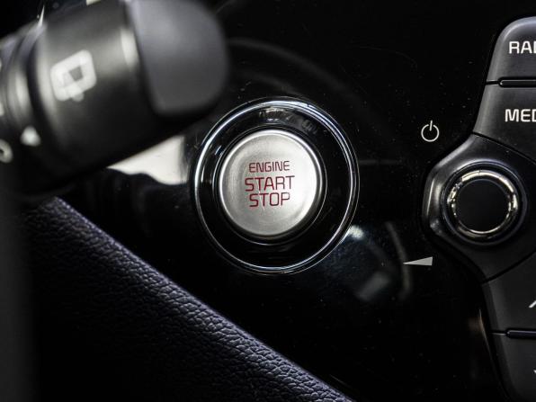 Kia Ceed II Рестайлинг с пробегом 2017 года, цена 1 599 000 рублей, 154066 км, хэтчбек, Автокод Объявления