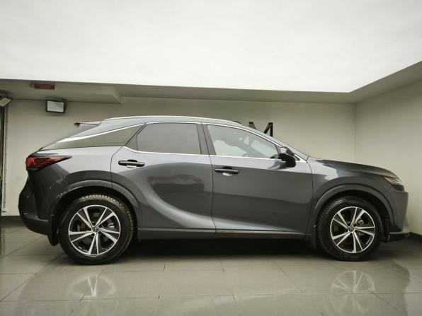 Lexus RX V с пробегом 2024 года, цена 7 739 000 рублей, 24507 км, внедорожник, Автокод Объявления