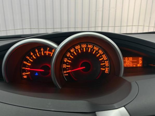 Toyota Verso I Рестайлинг с пробегом 2012 года, цена 1 320 000 рублей, 167235 км, компактвэн, Автокод Объявления