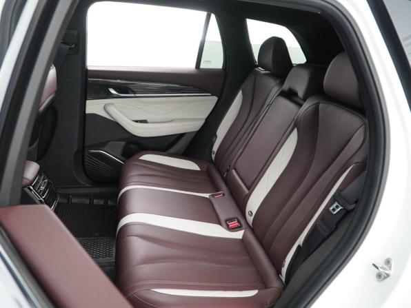 Geely Monjaro I с пробегом 2023 года, цена 3 377 077 рублей, 43138 км, внедорожник, Автокод Объявления