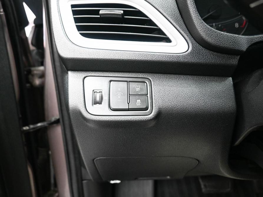 Hyundai Solaris II Ростов-на-Дону  - изображение 18