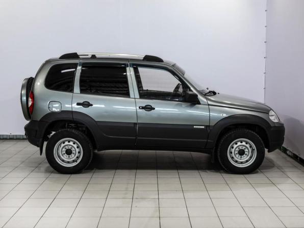 Chevrolet Niva I Рестайлинг с пробегом 2013 года, цена 599 000 рублей, 208451 км, внедорожник, Автокод Объявления