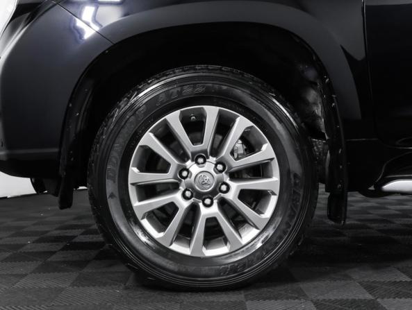 Toyota Land Cruiser Prado 150 Series Рестайлинг 2 с пробегом 2017 года, цена 4 428 000 рублей, 117747 км, внедорожник, Автокод Объявления