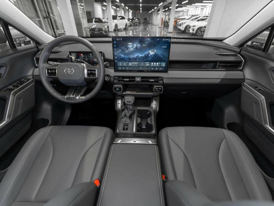 Toyota RAV4 VI (XA60) Москва  - изображение 8