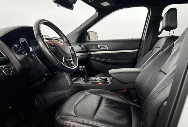 Ford Explorer V Рестайлинг с пробегом 2018 года, цена 2 820 000 рублей, 130686 км, внедорожник, Автокод Объявления