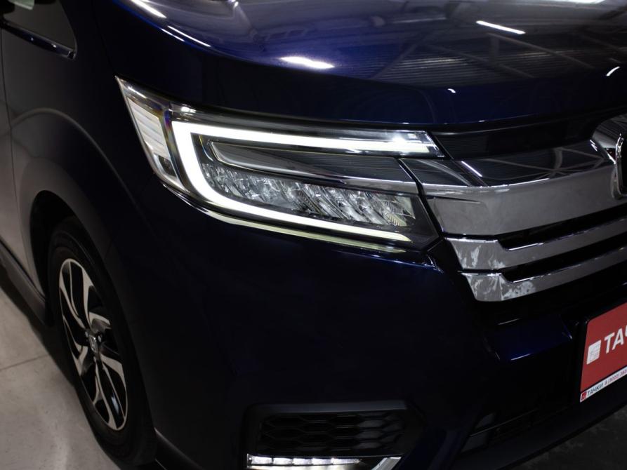Honda Stepwgn V Рестайлинг Чита  - изображение 18