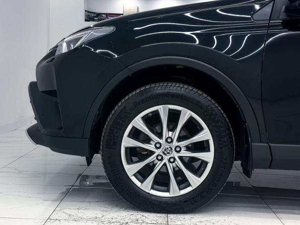 Toyota RAV4 IV (XA40) Рестайлинг с пробегом 2018 года, цена 2 650 000 рублей, 178000 км, внедорожник, Автокод Объявления