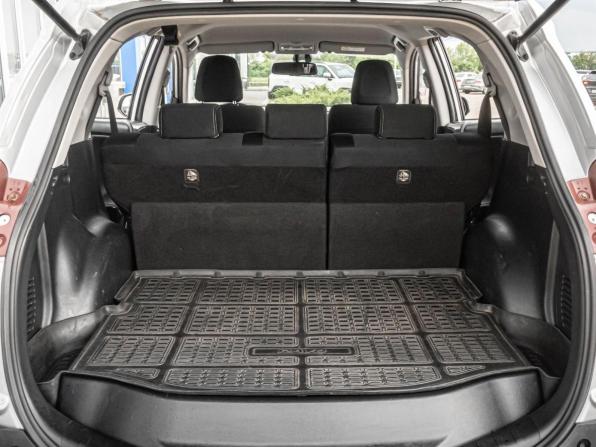 Toyota RAV4 IV (XA40) с пробегом 2014 года, цена 1 920 000 рублей, 131770 км, внедорожник, Автокод Объявления
