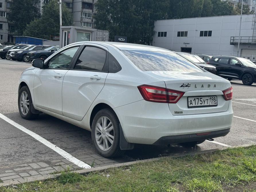 Lada (ВАЗ) Vesta I Санкт-Петербург  - изображение 6