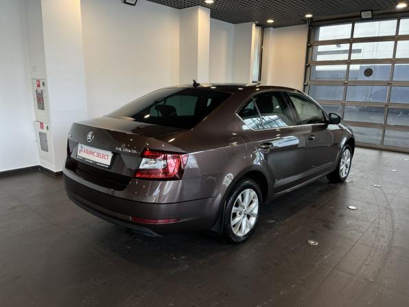 Skoda Octavia III (A7) Рестайлинг с пробегом 2018 года, цена 1 750 000 рублей, 121065 км, лифтбек, Автокод Объявления