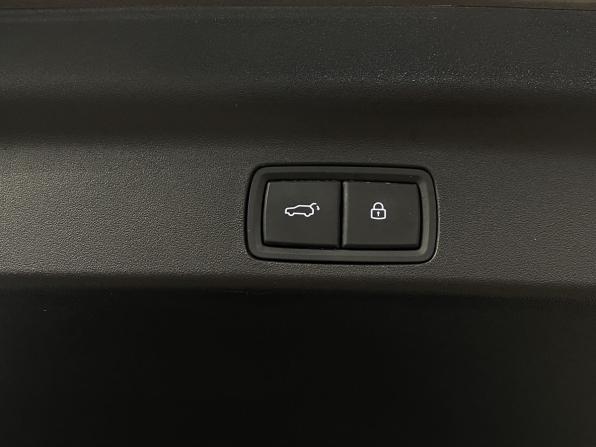 Li Auto (Lixiang) L7 I с пробегом 2023 года, цена 5 449 000 рублей, 68325 км, внедорожник, Автокод Объявления