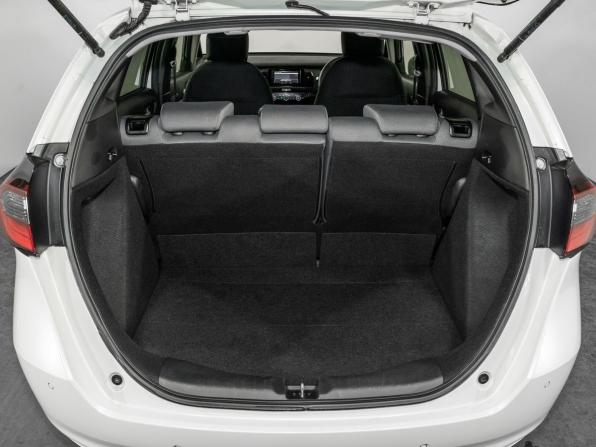 Honda Fit IV с пробегом 2022 года, цена 1 350 000 рублей, 72691 км, хэтчбек, Автокод Объявления