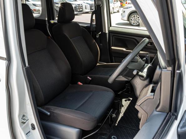 Toyota Roomy I Рестайлинг с пробегом 2020 года, цена 1 130 000 рублей, 92713 км, микровэн, Автокод Объявления