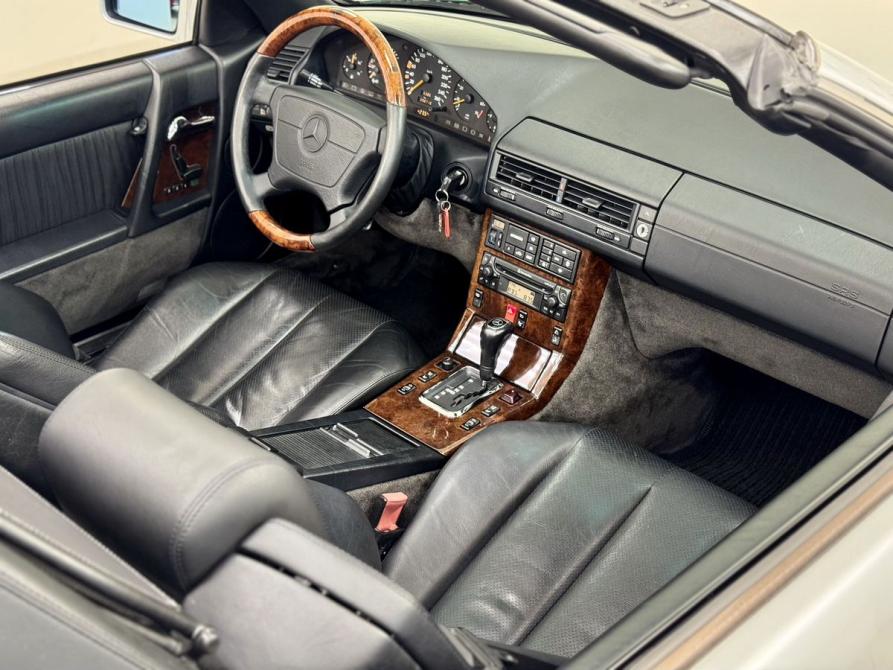 Mercedes-Benz SL-Класс IV (R129) Рестайлинг Санкт-Петербург  - изображение 16
