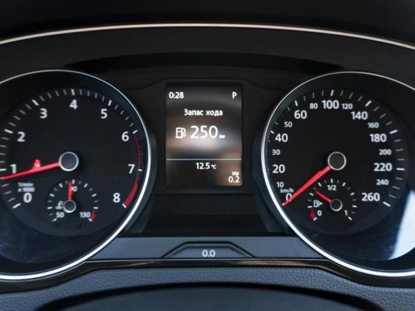 Volkswagen Passat B8 с пробегом 2019 года, цена 2 249 000 рублей, 82892 км, седан, Автокод Объявления
