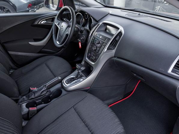 Opel Astra J с пробегом 2012 года, цена 519 854 рубля, 231061 км, хэтчбек, Автокод Объявления