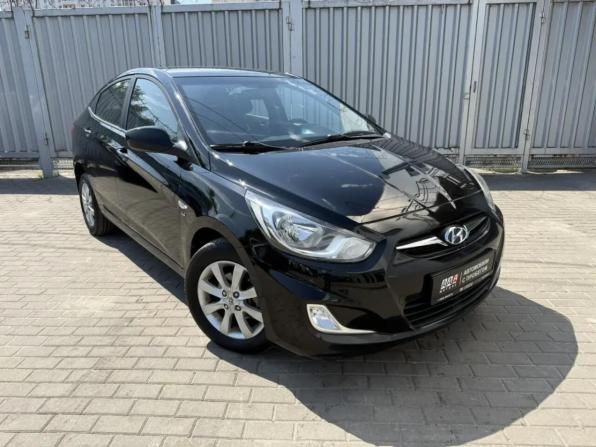 Hyundai Solaris I с пробегом 2012 года, цена 699 000 рублей, 155585 км, седан, Автокод Объявления