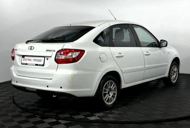 Lada (ВАЗ) Granta I с пробегом 2015 года, цена 365 000 рублей, 84907 км, лифтбек, Автокод Объявления