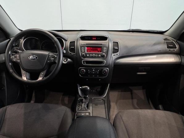 Kia Sorento II Рестайлинг с пробегом 2014 года, цена 2 190 000 рублей, 179000 км, внедорожник, Автокод Объявления