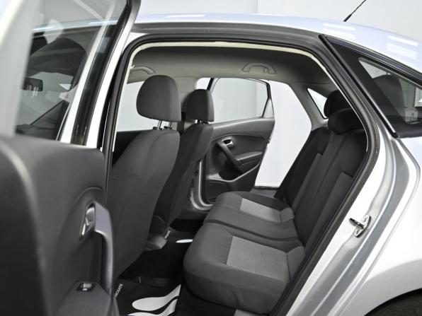 Volkswagen Polo V с пробегом 2011 года, цена 519 000 рублей, 152000 км, седан, Автокод Объявления