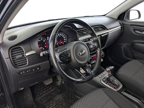 Kia Rio IV с пробегом 2018 года, цена 1 250 000 рублей, 182068 км, хэтчбек, Автокод Объявления