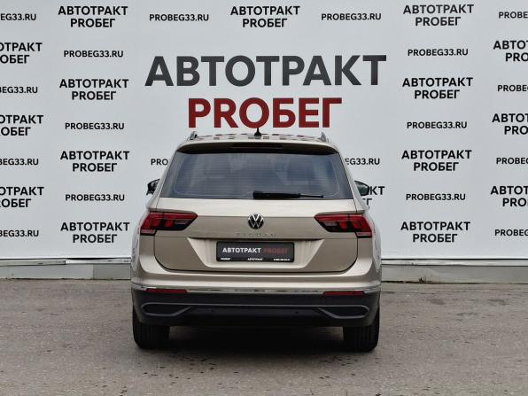 Volkswagen Tiguan II Рестайлинг с пробегом 2021 года, цена 2 495 000 рублей, 81314 км, внедорожник, Автокод Объявления