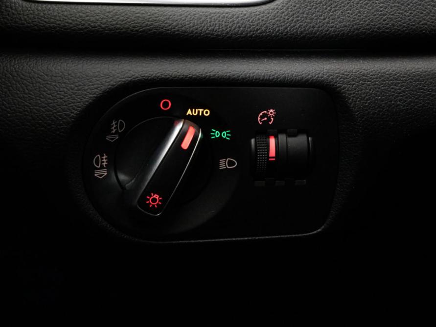 Audi Q3 I (8U) Санкт-Петербург  - изображение 18