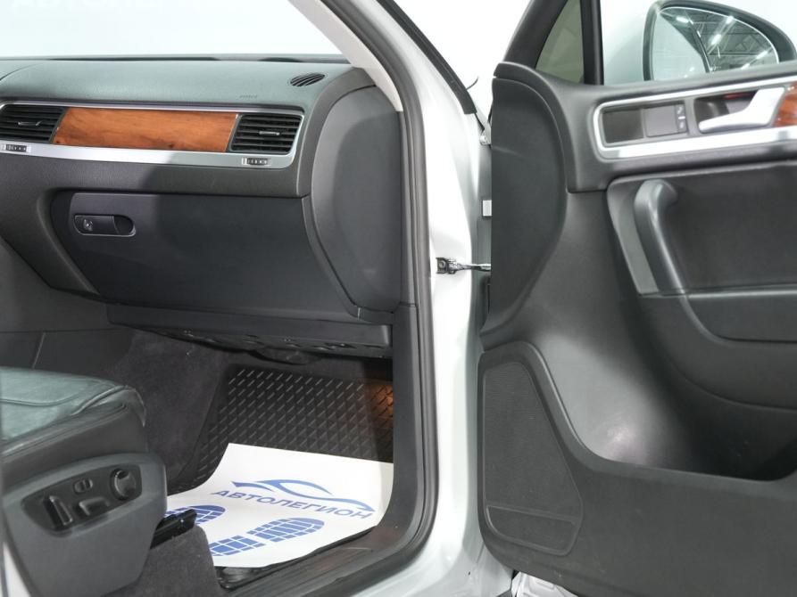 Volkswagen Touareg II Новосибирск  - изображение 17