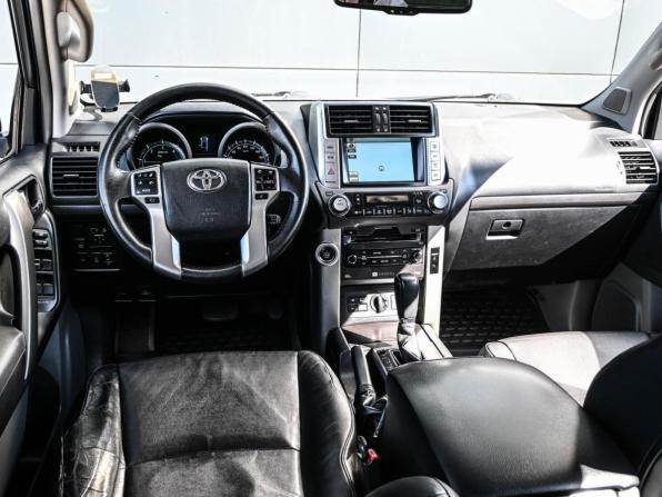 Toyota Land Cruiser Prado 150 Series с пробегом 2012 года, цена 2 649 000 рублей, 270484 км, внедорожник, Автокод Объявления