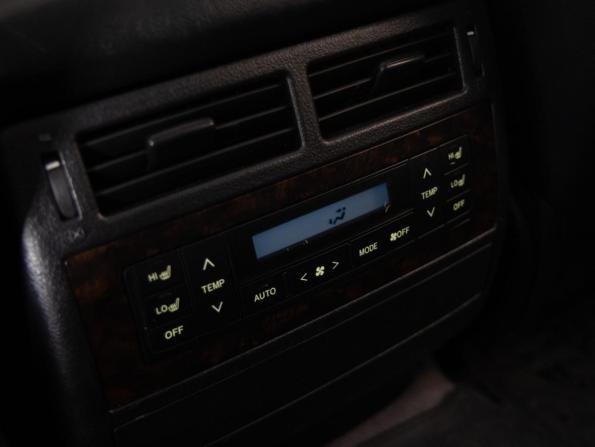 Toyota Land Cruiser 200 Series с пробегом 2011 года, цена 2 499 000 рублей, 300217 км, внедорожник, Автокод Объявления