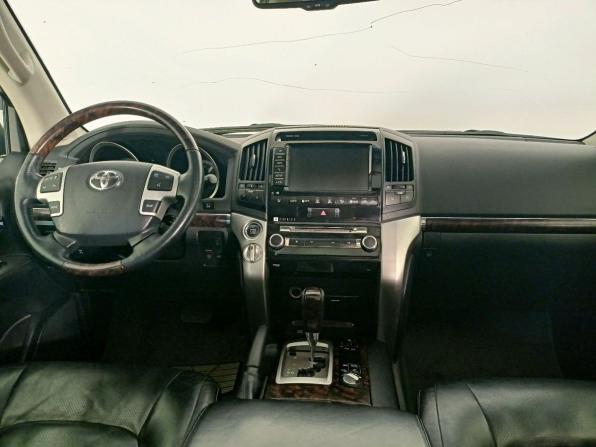 Toyota Land Cruiser 200 Series Рестайлинг 1 с пробегом 2013 года, цена 3 699 000 рублей, 221000 км, внедорожник, Автокод Объявления