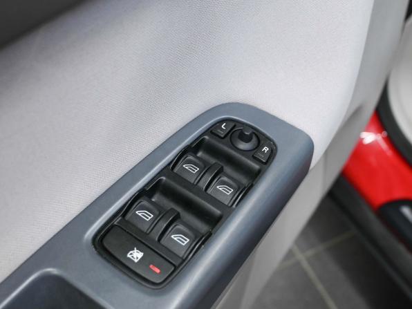Volvo S40 II Рестайлинг с пробегом 2007 года, цена 799 900 рублей, 181000 км, седан, Автокод Объявления