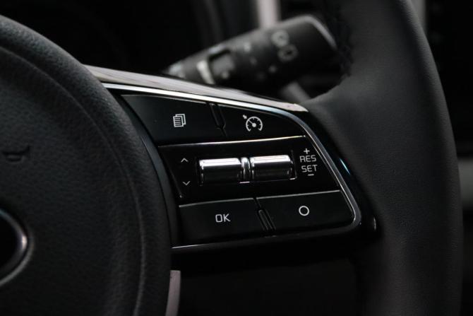 Kia Sportage IV Рестайлинг с пробегом 2019 года, цена 1 845 450 рублей, 86280 км, внедорожник, Автокод Объявления