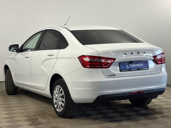 Lada (ВАЗ) Vesta I с пробегом 2021 года, цена 1 180 000 рублей, 62622 км, седан, Автокод Объявления
