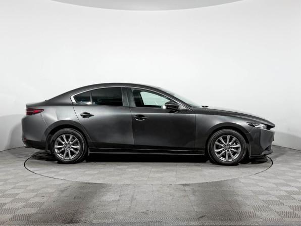 Mazda 3 IV (BP) с пробегом 2021 года, цена 1 690 000 рублей, 45000 км, седан, Автокод Объявления