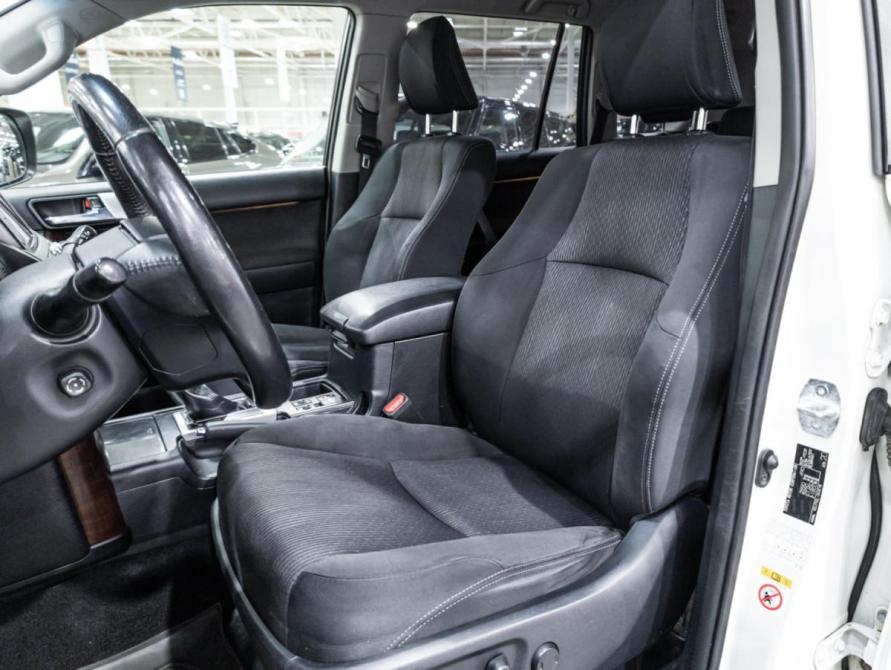 Toyota Land Cruiser Prado 150 Series Рестайлинг 1 Санкт-Петербург  - изображение 14