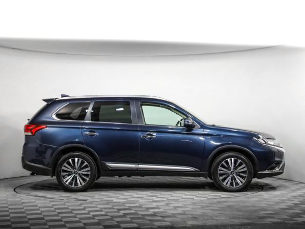 Mitsubishi Outlander III Рестайлинг 3 с пробегом 2019 года, цена 3 420 777 рублей, 64010 км, внедорожник, Автокод Объявления