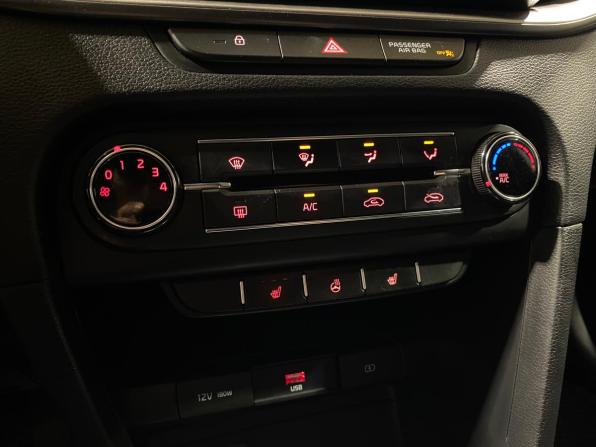 Kia Ceed III с пробегом 2020 года, цена 1 800 000 рублей, 142889 км, хэтчбек, Автокод Объявления