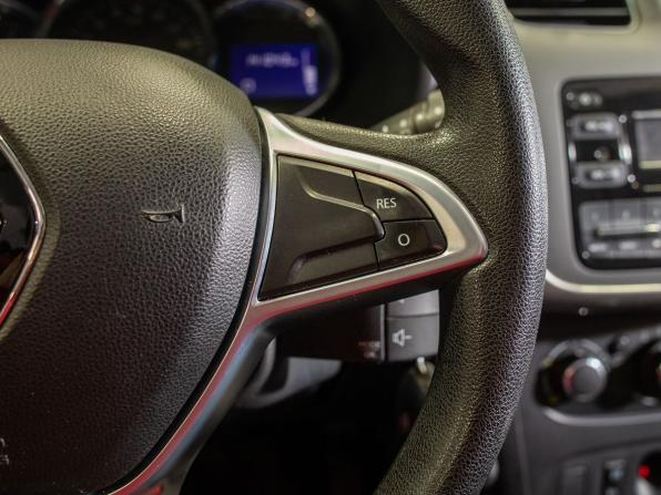 Renault Sandero II Рестайлинг с пробегом 2018 года, цена 1 180 000 рублей, 141043 км, хэтчбек, Автокод Объявления
