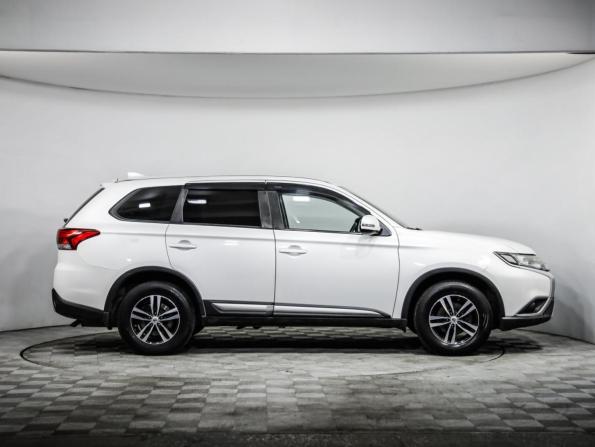 Mitsubishi Outlander III Рестайлинг 3 с пробегом 2019 года, цена 1 799 000 рублей, 136541 км, внедорожник, Автокод Объявления
