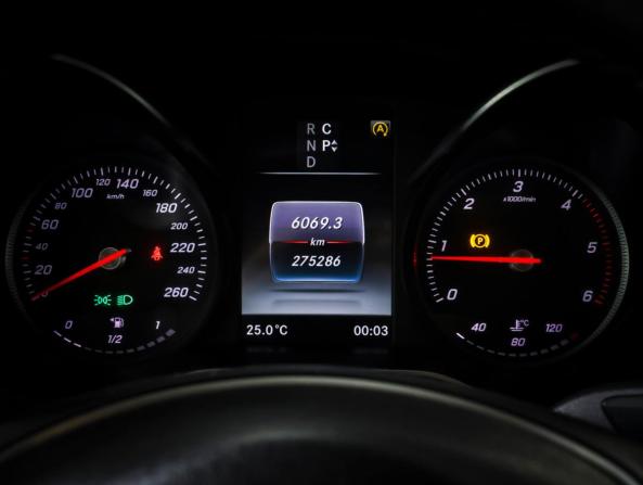 Mercedes-Benz V-Класс III (W447) с пробегом 2018 года, цена 3 098 000 рублей, 275000 км, минивэн, Автокод Объявления
