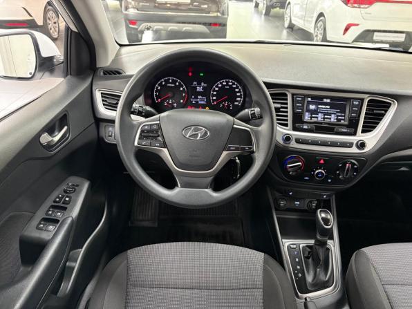 Hyundai Solaris II Рестайлинг с пробегом 2021 года, цена 1 568 000 рублей, 95683 км, седан, Автокод Объявления