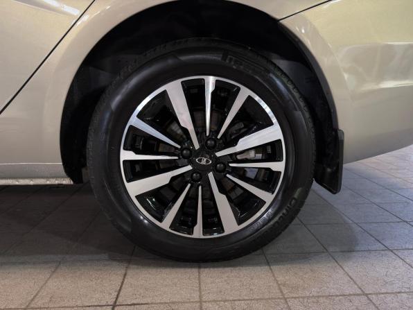 Lada (ВАЗ) Vesta I с пробегом 2018 года, цена 879 000 рублей, 55624 км, седан, Автокод Объявления