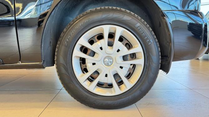 Peugeot Traveller I с пробегом 2018 года, цена 2 330 000 рублей, 181210 км, минивэн, Автокод Объявления