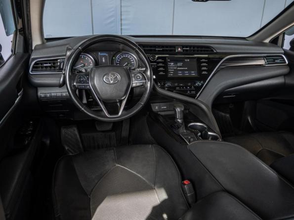 Toyota Camry VIII (XV70) с пробегом 2018 года, цена 2 575 000 рублей, 121963 км, седан, Автокод Объявления
