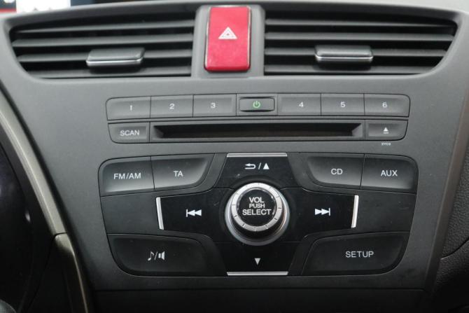 Honda Civic IX с пробегом 2013 года, цена 1 299 000 рублей, 210000 км, хэтчбек, Автокод Объявления