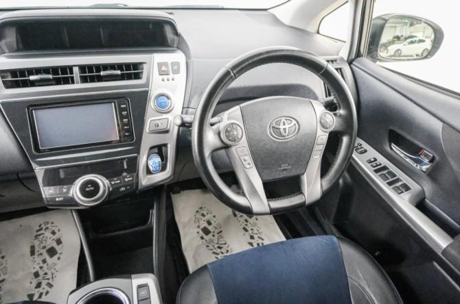 Toyota Prius Alpha I (ZVW40/41) Рестайлинг с пробегом 2016 года, цена 1 429 000 рублей, 154260 км, универсал, Автокод Объявления