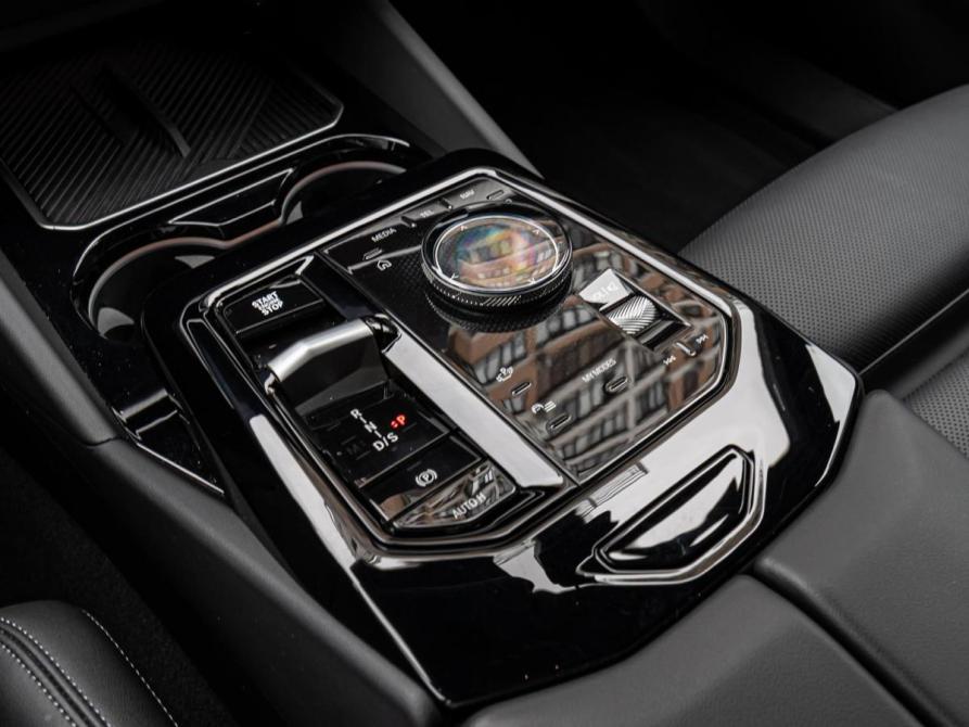 BMW 5 серии VIII (G60/G61/G68) Краснодар  - изображение 16