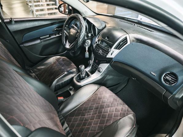 Chevrolet Cruze I Рестайлинг с пробегом 2013 года, цена 699 000 рублей, 192000 км, седан, Автокод Объявления