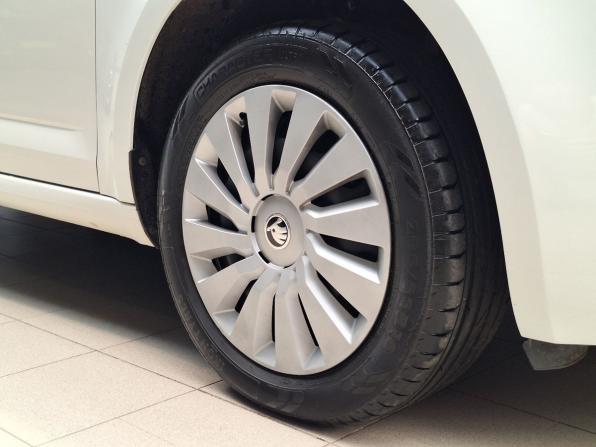 Skoda Octavia III (A7) Рестайлинг с пробегом 2019 года, цена 1 690 000 рублей, 79649 км, лифтбек, Автокод Объявления